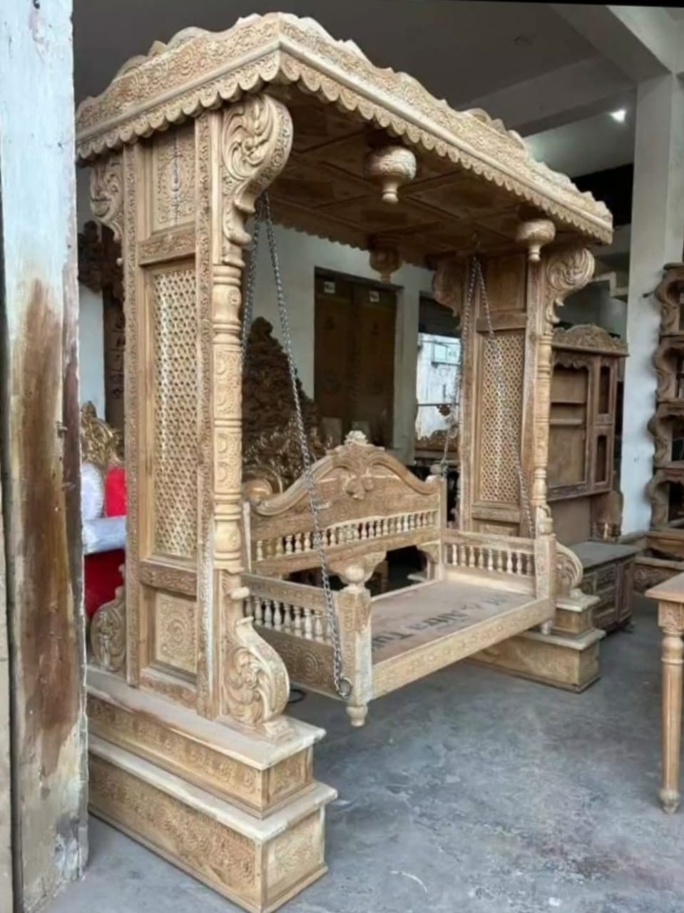 royal-hand-carved-wooden-swing-jhula